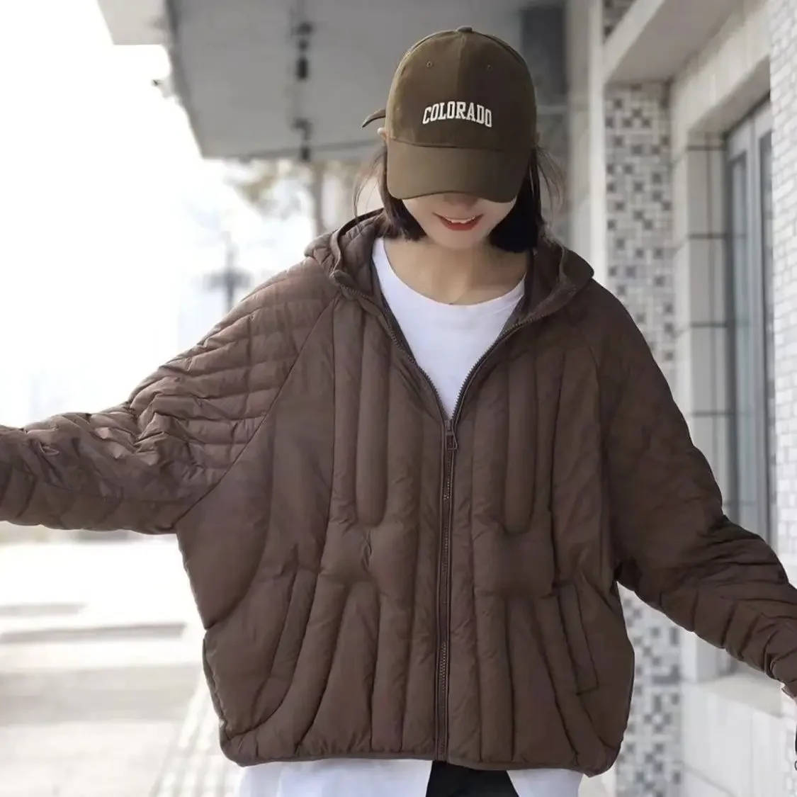 Outono e inverno moda feminina jaqueta de viagem com capuz curto pato branco jaqueta leve