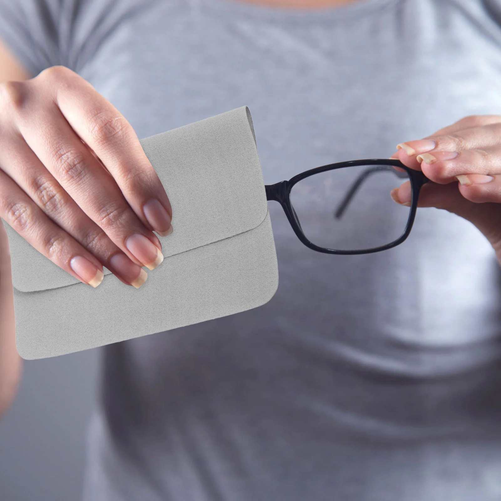 

20Pcs Suede Cleaning Cloths for Glasses Jewelry Screens Soft Wipes Eyeglass Cleaner No Fade No Shed Cleaning Cloth