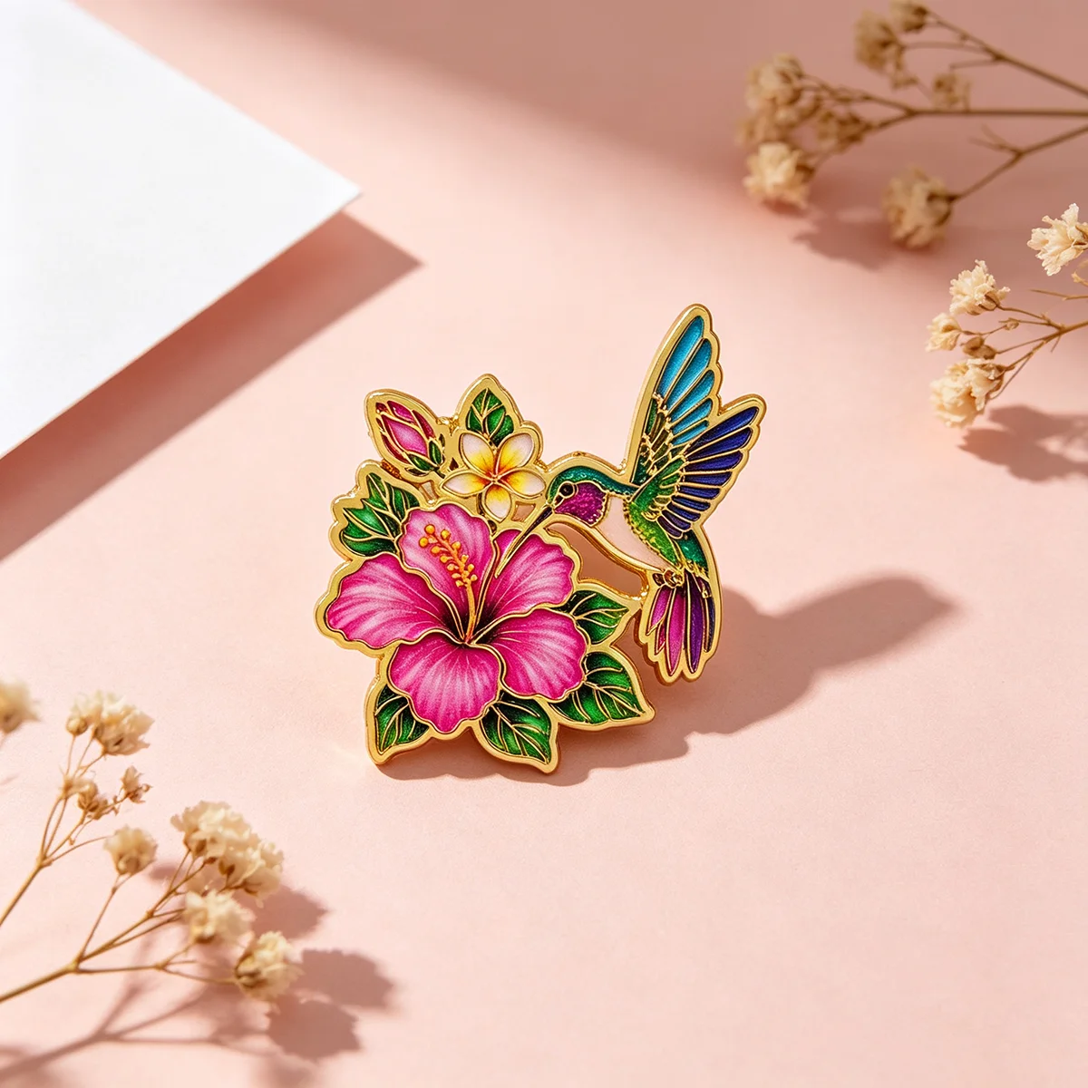 Vintage Tropical Hummingbird Floral Enamel Pins Garden Bird Brooch Lapel Pin Badge on Clothing Accessories Fashion Jewelry Gift