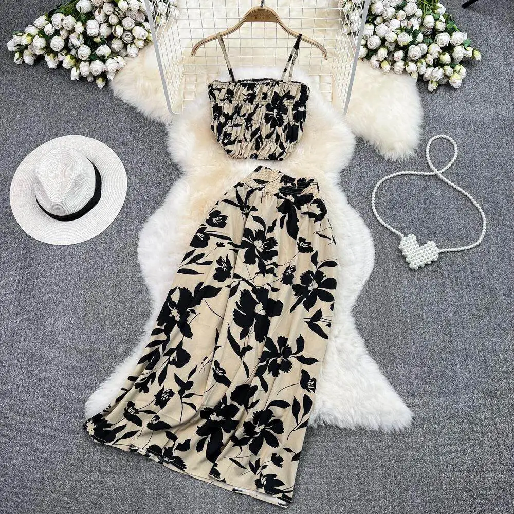 

Women's 2 Piece Floral Print Outfit Spaghetti Strap Crop Top and High Waist Maxi Skirt Set Casual Summer Beach Vacation Party