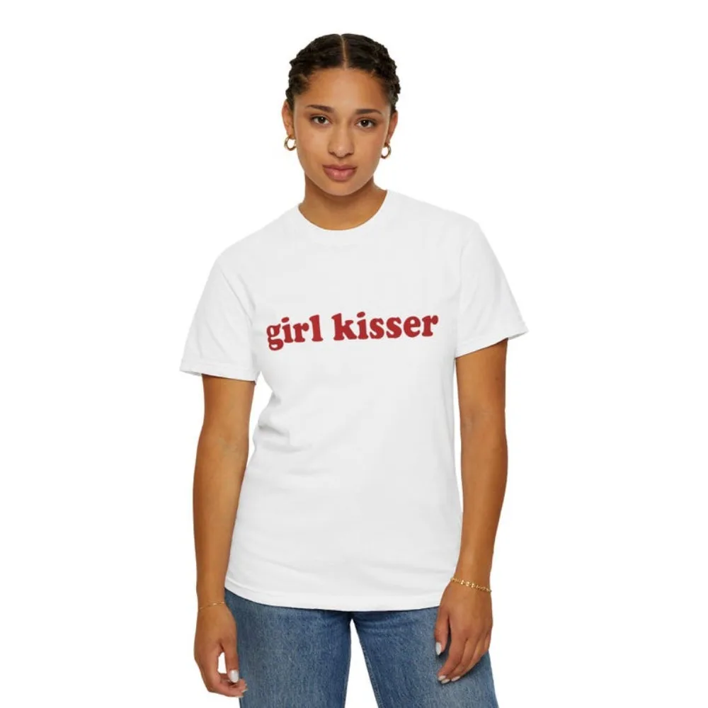 Girl Kisser Lesbian T Shirt Y2K Baby Tee Gift for Friend Gay Pride T-Shirt LGBTQ Shirt Pansexual Shirt Coming Out Gifts Tee Tops