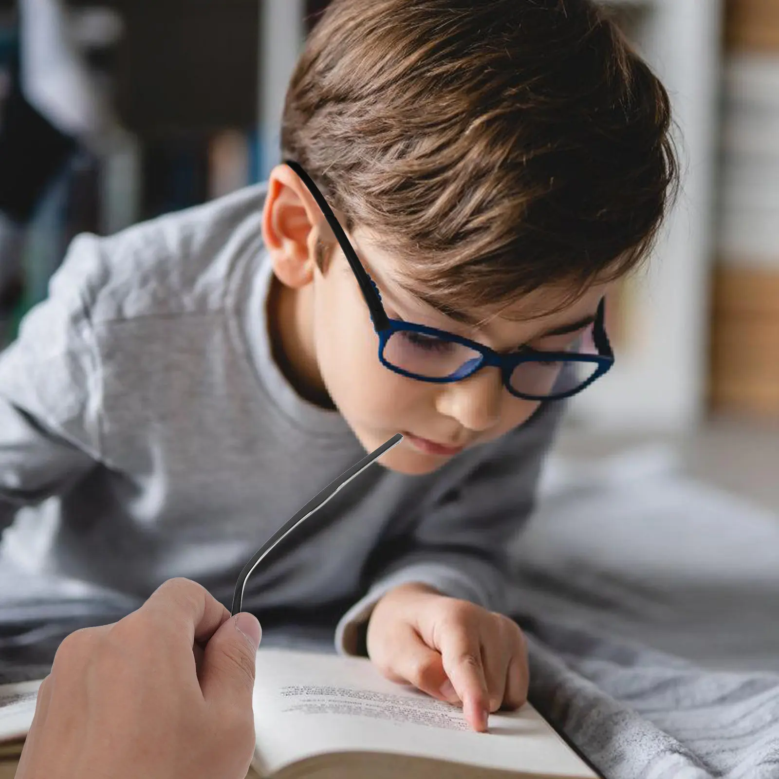 

1 пара стильных металлических дужек для очков, сменные, кристально прозрачные, современный элегантный дизайн, простая установка, совместимы с большинством моделей.