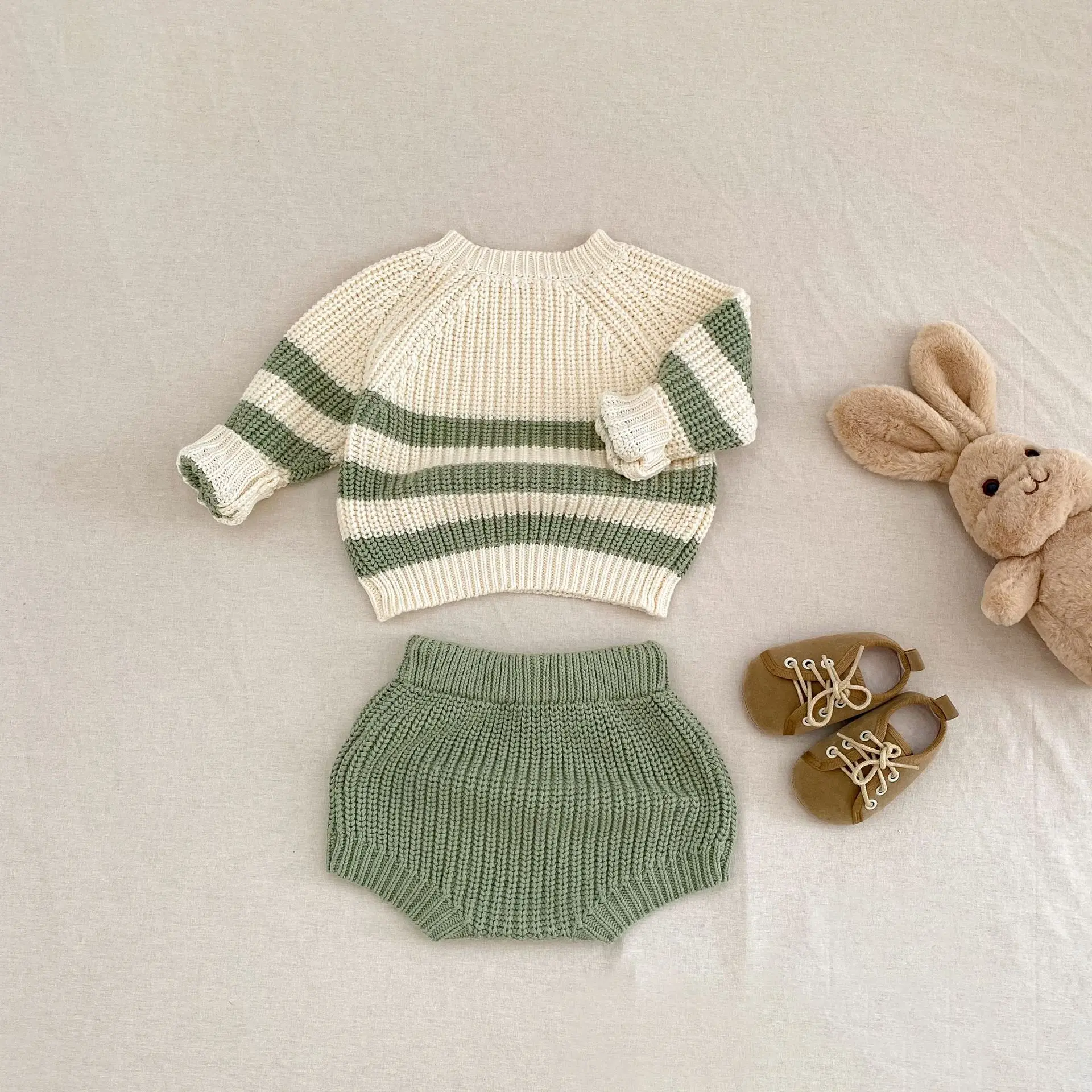 

2025 Autumn Baby Knit Stripe Set Korean Style Toddler 2-Piece Outfit with Sweater & Shorts for Newborn 0 To 3 Years Soft Cotton