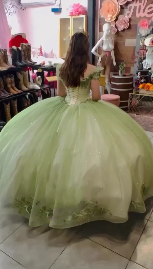 Light green strapless Mexican charro Princess Quinceanera Dress 2025 lace-up poncho beaded applique vestidos de 15 años charros