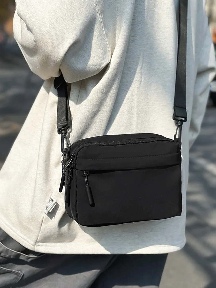 

Casual Crossbody Bag Lightweight Single oulder Commuter Bag for Men And Women Trendy Brand Nylon Fabric Pure Color Pattern
