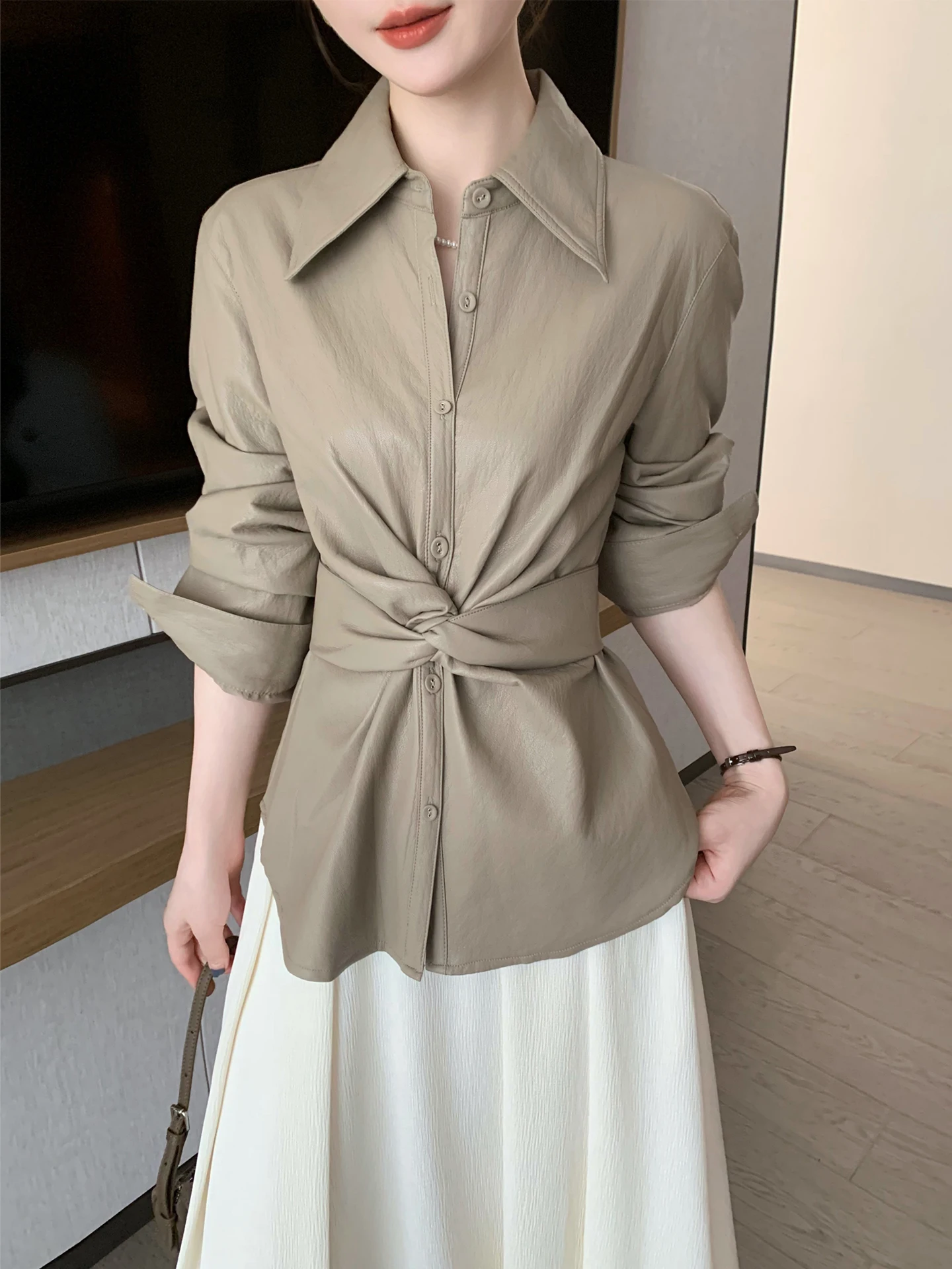 Giacca in Pelle PU Kaki a Maniche Lunghe con Colletto, Nuova Collezione Autunno 2025, da Donna, con Cintura, Effetto Snellente, alla Moda, per il Pendolarismo