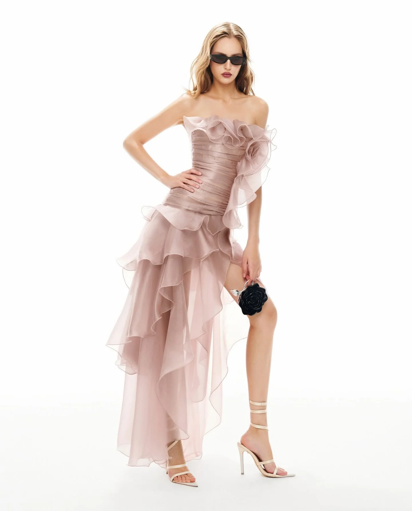 يتوهم الحرير كشكش قصيرة فساتين لحضور الحفلات الموسيقية الجانب الشق المتدرج فستان الزفاف ضيف مطوي زهرة المشاهير ارتداء البنفسجي ثوب رسمي مخصص