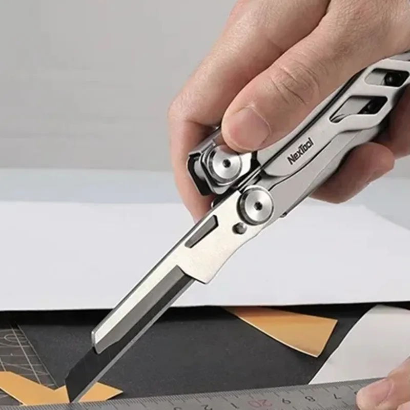 

NexTool Flagship Pro Multitool Pliers with Replaceable Blades Scissors 16 in 1 Multi Tool Outdoor EDC