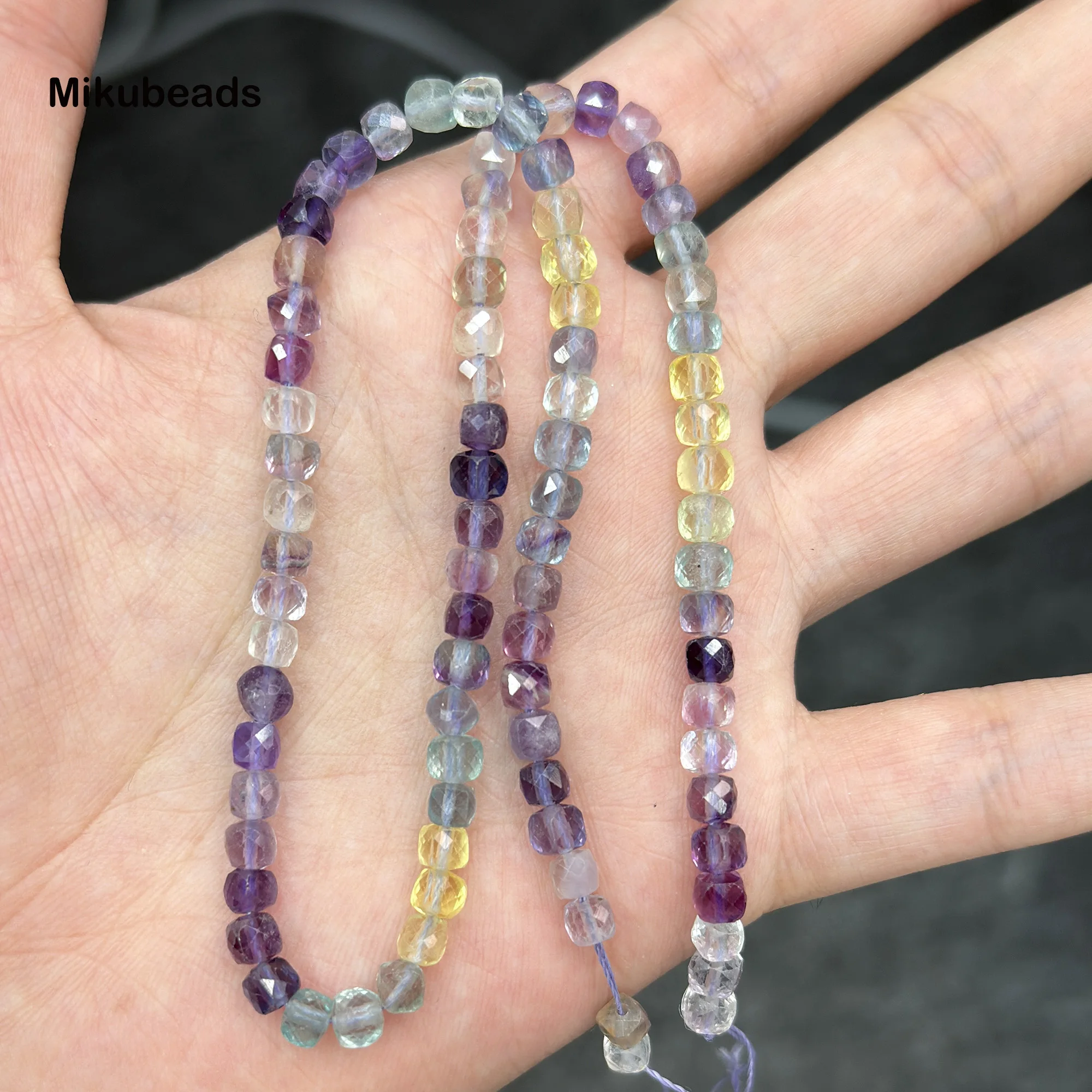 Perline sciolte quadrate sfaccettate in fluorite naturale all'ingrosso da 4,5 mm per la creazione di gioielli, bracciali fai da te, collane Mikubeads