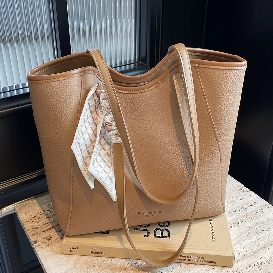 

Новинка 2023 года, женская винтажная сумка-тоут под мышками, просторная сумка через плечо, многофункциональный слинг через плечо для ежедневного использования и путешествий ​