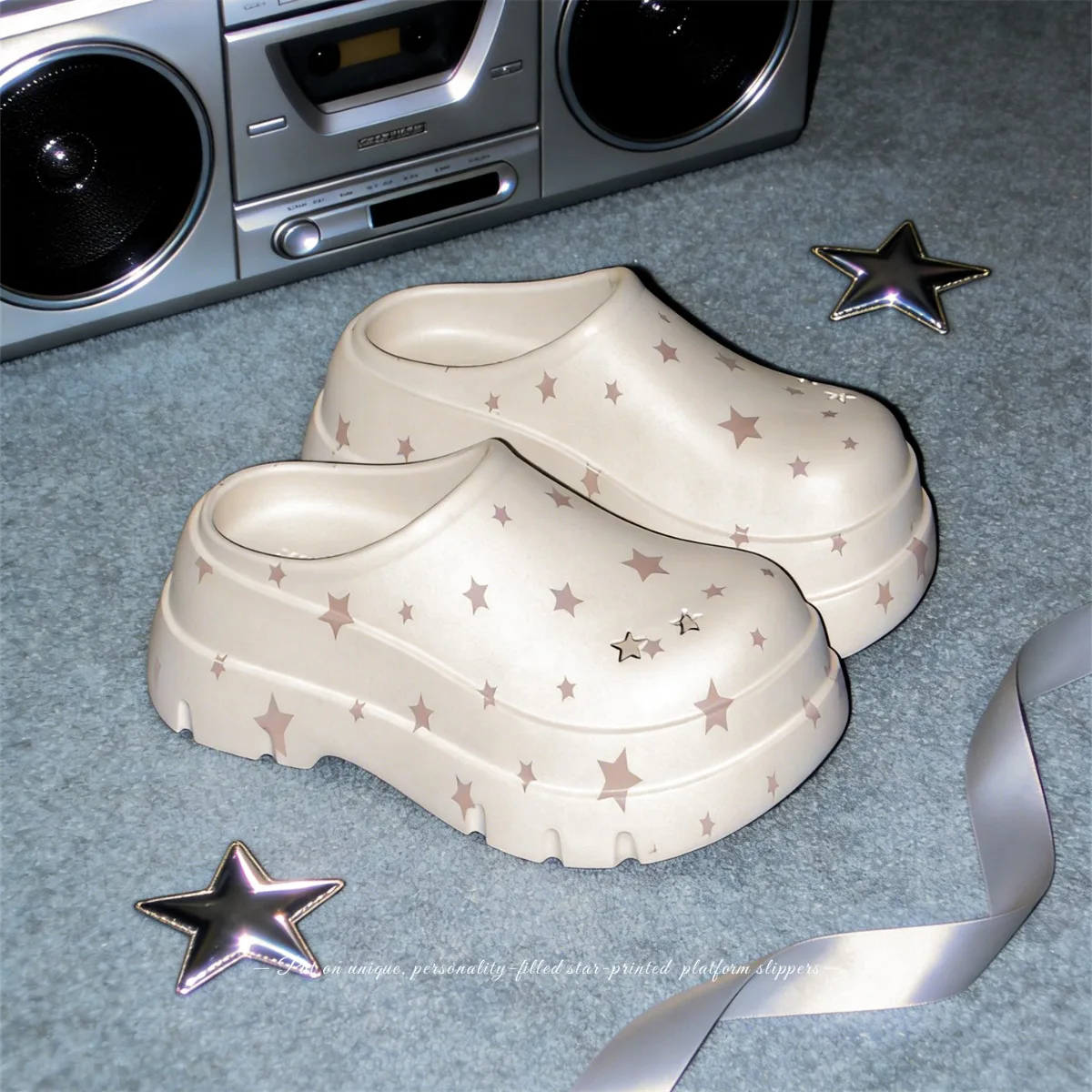 Summer New Platform Slippers for Women Fashion Y2K Star Design Platform Clogs Cool Outdoor Beach Shoes Casual Thick-Soled Slides - view 5