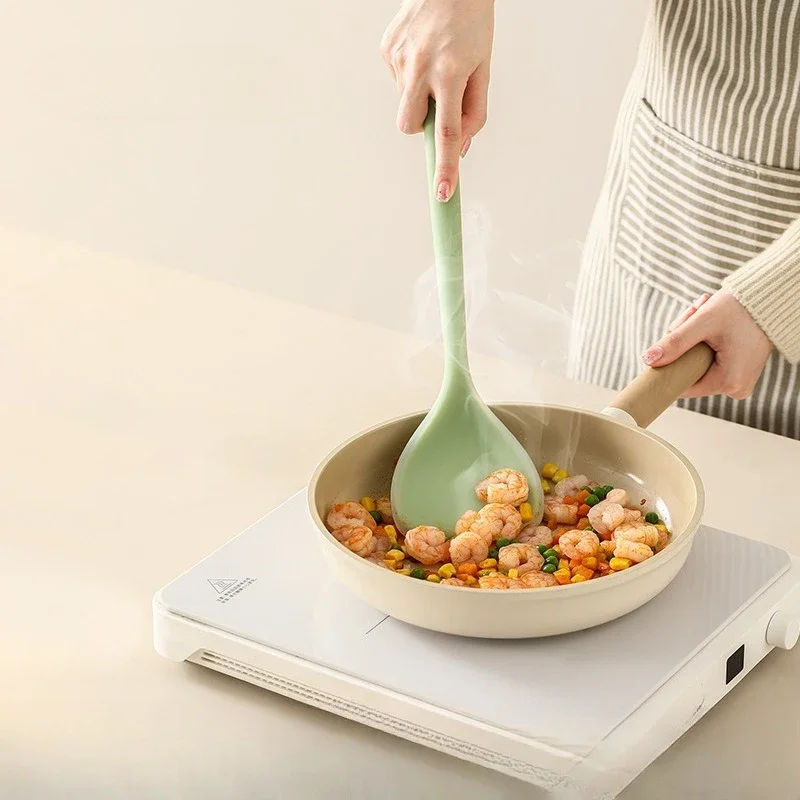 Silicone Spatula Household Non-stick Pans Special Cooking Spatula High-temperature Resistant Kitchen Jelly Silicone Soup Spoon