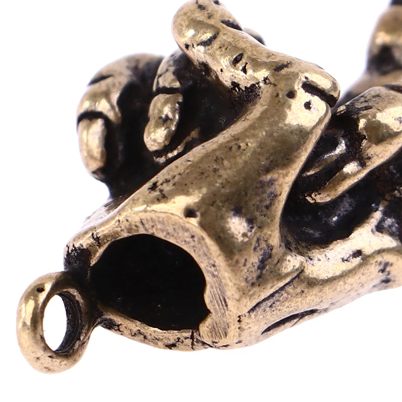 Metall-Messing-Schlüsselanhänger mit erhabener Form, Schmuckstück, Schlüsselkette – Detail 11