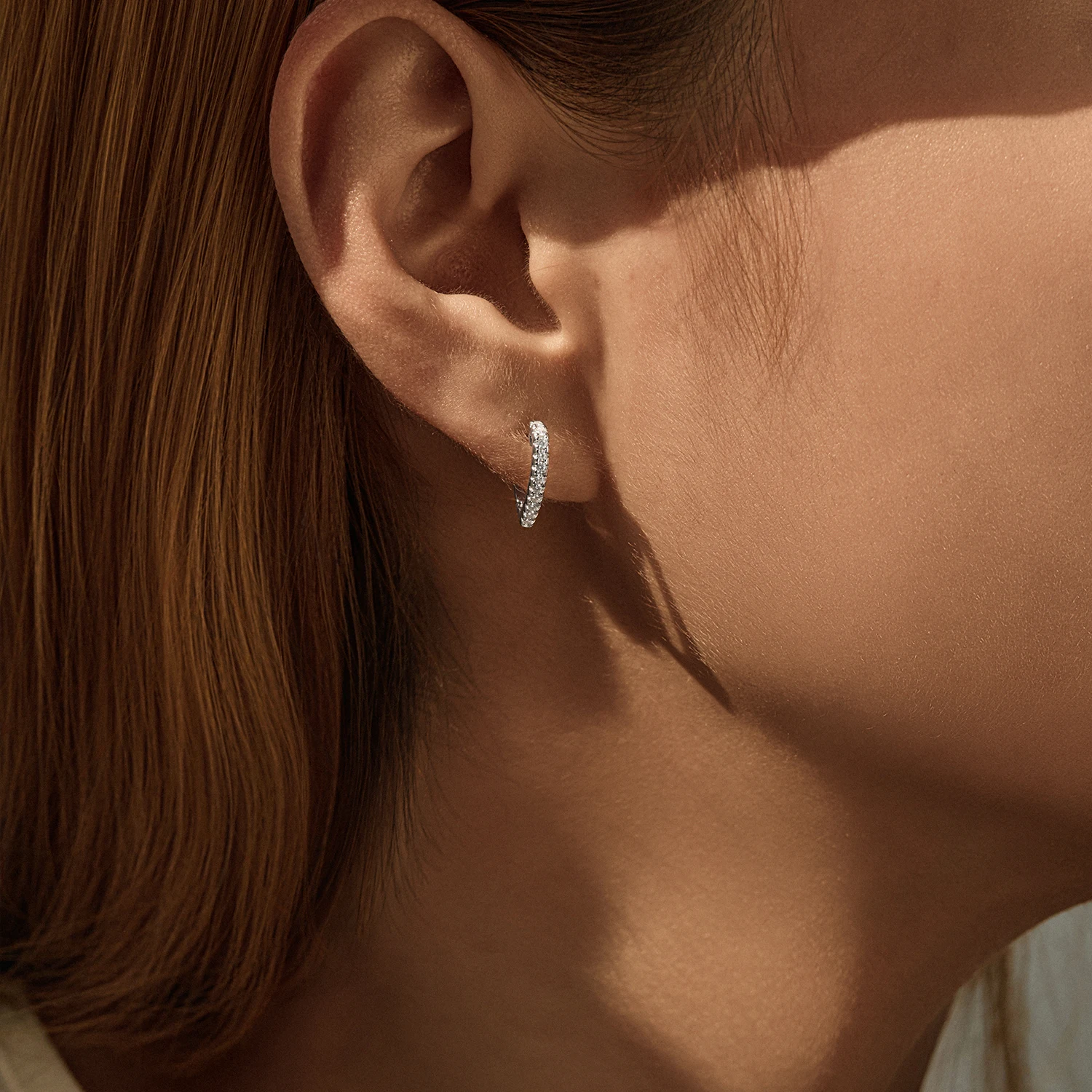 موديان 925 فضة رومانسية القلب تصميم الأذن مشبك D اللون مويسانيتي هوب أقراط للنساء يؤرخ غرامة مجوهرات