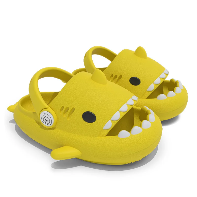 Boy Girl Cartoon Cute Sandal Shark pantofole per bambini abbigliamento per scarpe sandalo antiscivolo anticollisione Kid Baby Hole Shoes pantofole