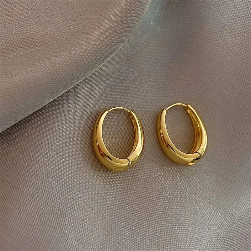 Fashion Metal Geometry Gold Color Women's Hoop Earrings Newest Design Oval Minimalist Female Earrings Jewelry Friend Gift