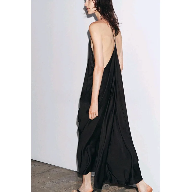 فستان نسائي صيفي مزين بتفاصيل جوريد من مزيج الرايون بدون ياقة وياقة من الساتان الحريري بدون أكمام بتصميم فضفاض مناسب للتنقلات...