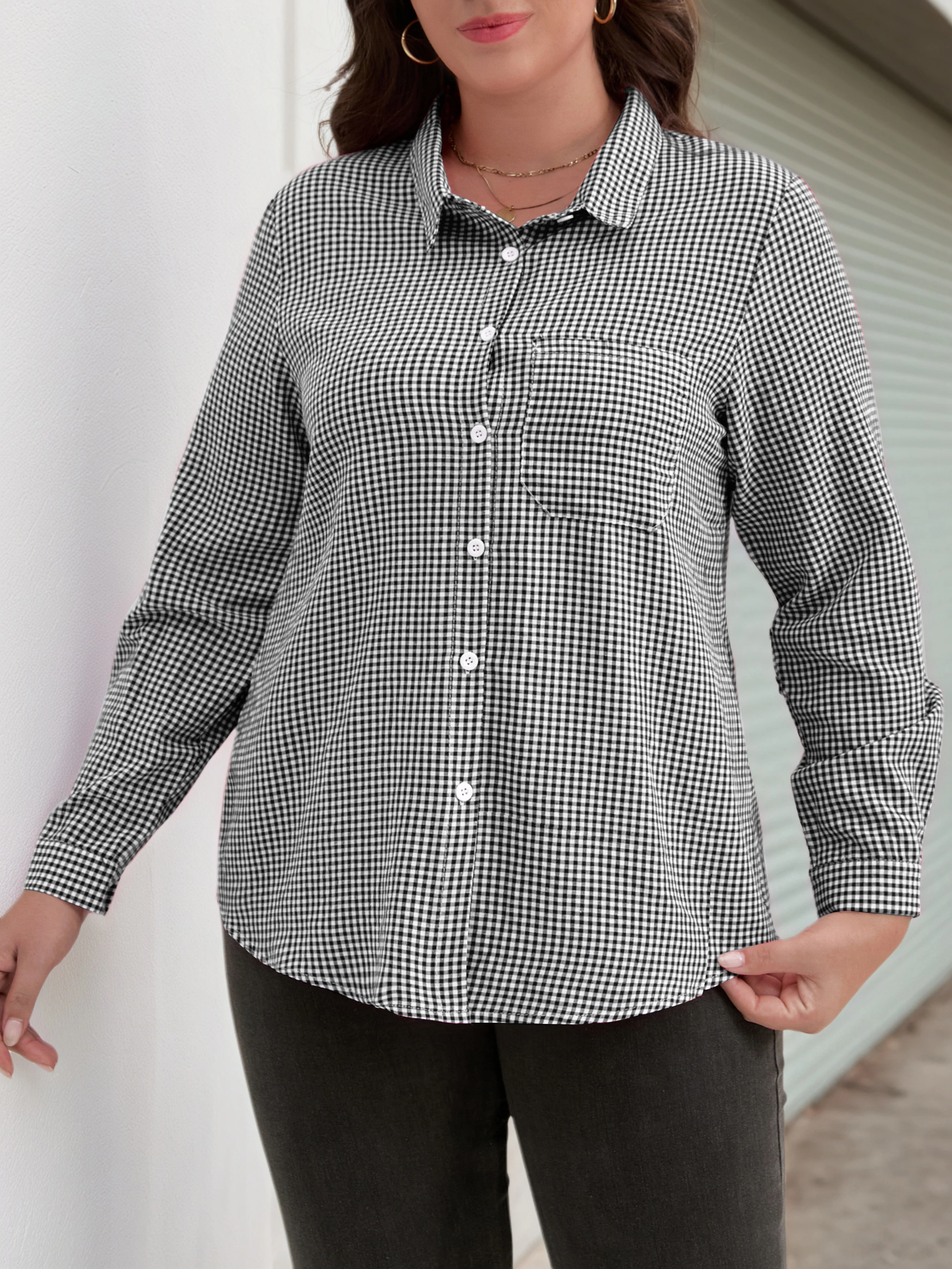 

Women's plus size special loose casual long sleeved shirt top, versatile and iron free