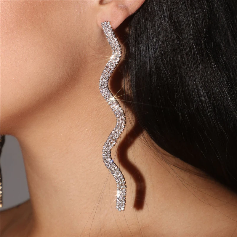 Long Tassel Crystal Drop Earrings for Women Shiny S-Shape Rhinestone Dangle Earring Weddings Fashion Jewelry Gifts Accessories