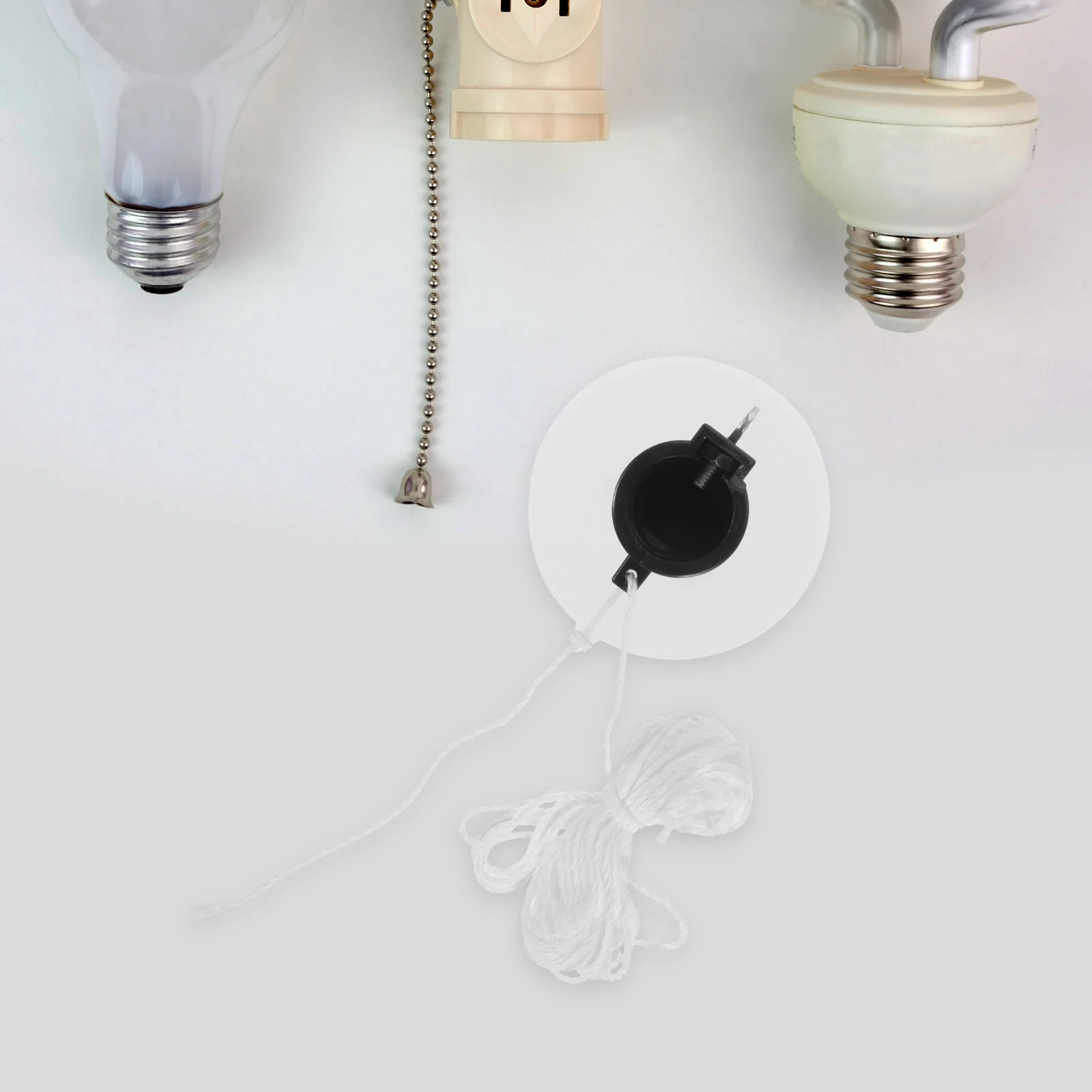 

Light Changer Plastic Bulb Remover High Ceiling Tool Extendable Black Indoor Outdoor Use LED Light Bulb Removal Tool for Tall