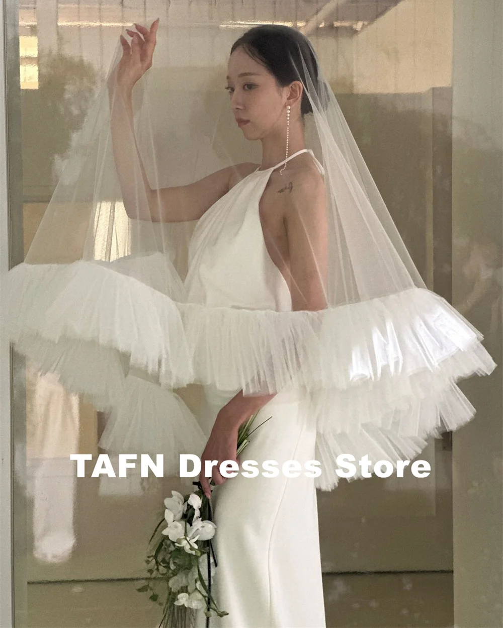 Tafn coreia simples elegante sem mangas vestidos de recepção de casamento sessão de fotos a linha halter sem costas vestido de noiva personalizado