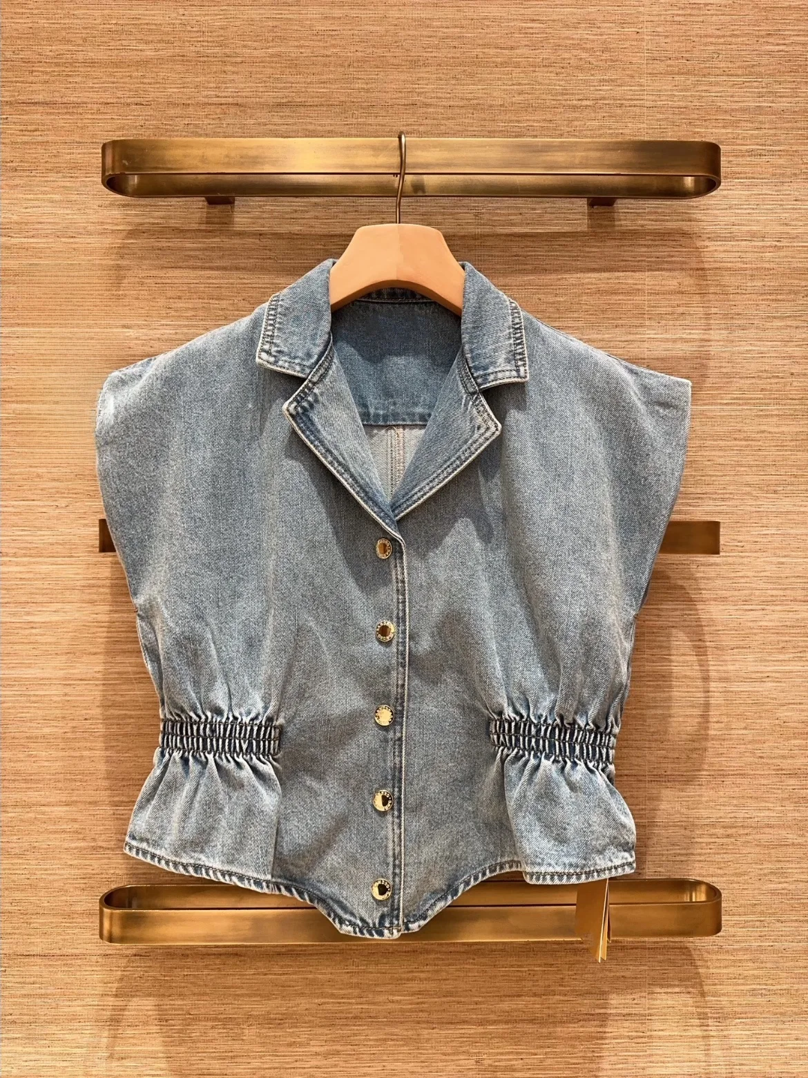 

Женская элегантная джинсовая рубашка Heidd из хлопка, ранняя весна 2026, с эластичной талией, без рукавов, с воротником, модный дизайн, повседневная одежда