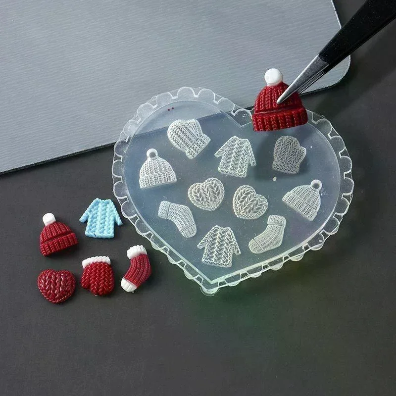 1PC Christmas Hat Socks Sea Shell Starfish Flower Lily Tulip 3D Acrylic Nail Mold Nail Art Decorations DIY Silicone Nail Art