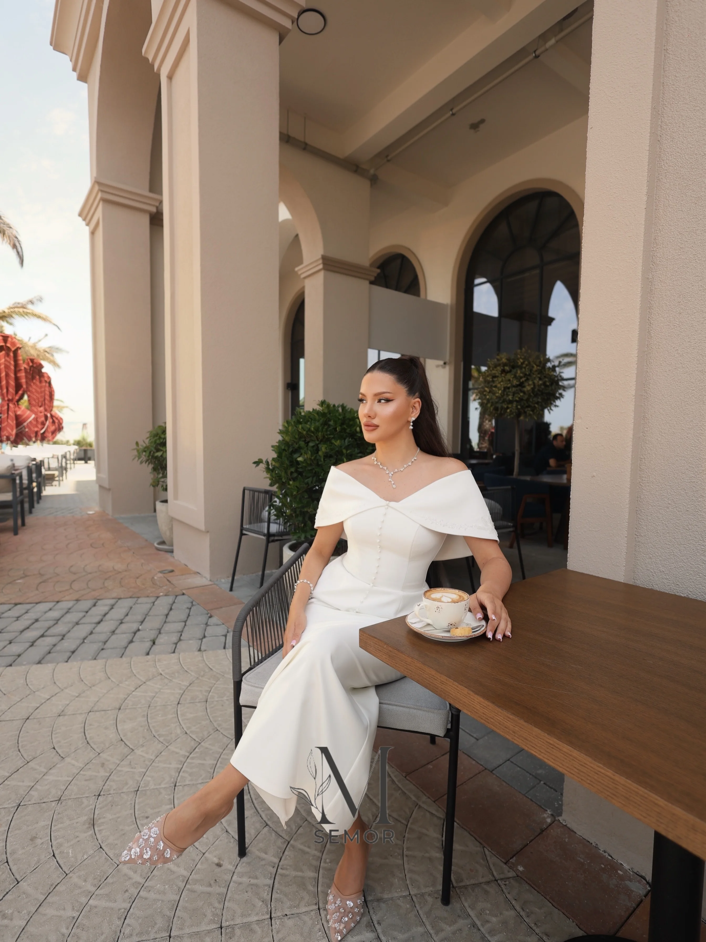 Semor Customized Classic White Wedding Formal Dress Off Shoulder Fold Over Neckline Vertical Pearl Button Corset Peplum Top Slim