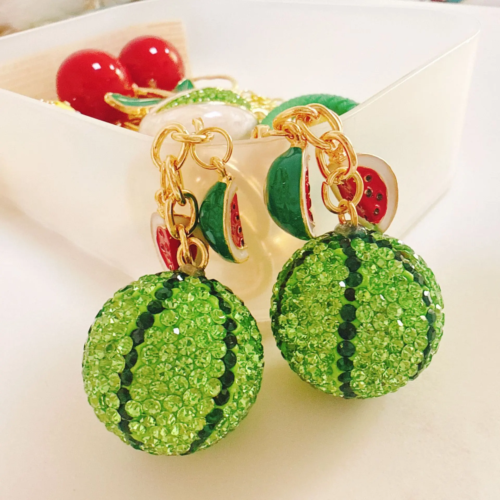 Neue Kreative Nette Obst Wassermelone Schlüsselbund Rucksack Anhänger Zubehör Metall Auto Schlüssel Ring Zubehör Geschenk Großhandel