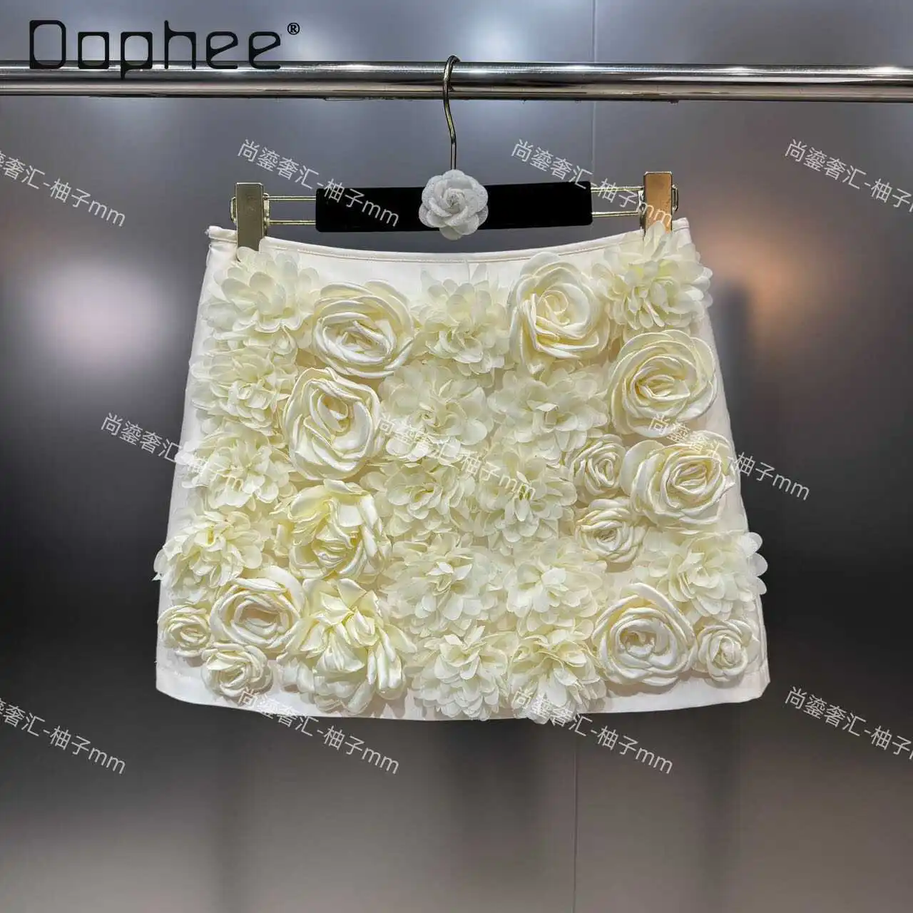 

Sexy 3D Rose Petals White Mini Skirt for Woman 2024 Spring and Summer New Ins Style Pure Color High Waist Short Hip Skirt Ladies