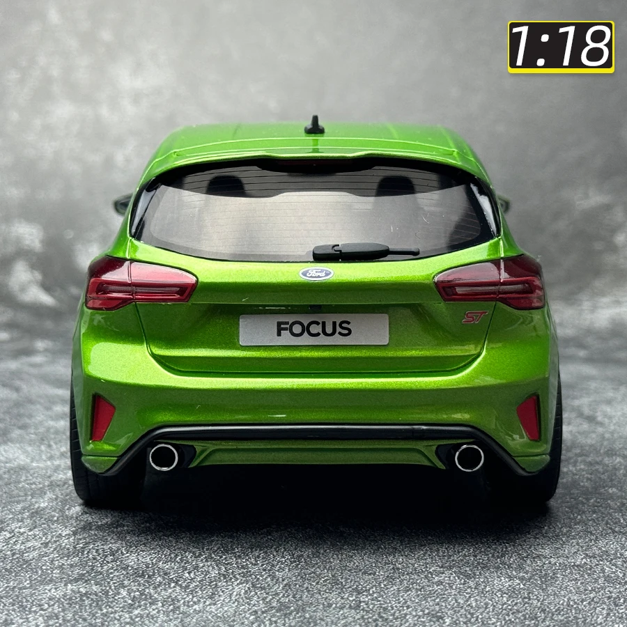 OTTO 1:18 Ford Focus MK5 ST PHASE 2 2022 Car model resin seal can not be opened static display collection