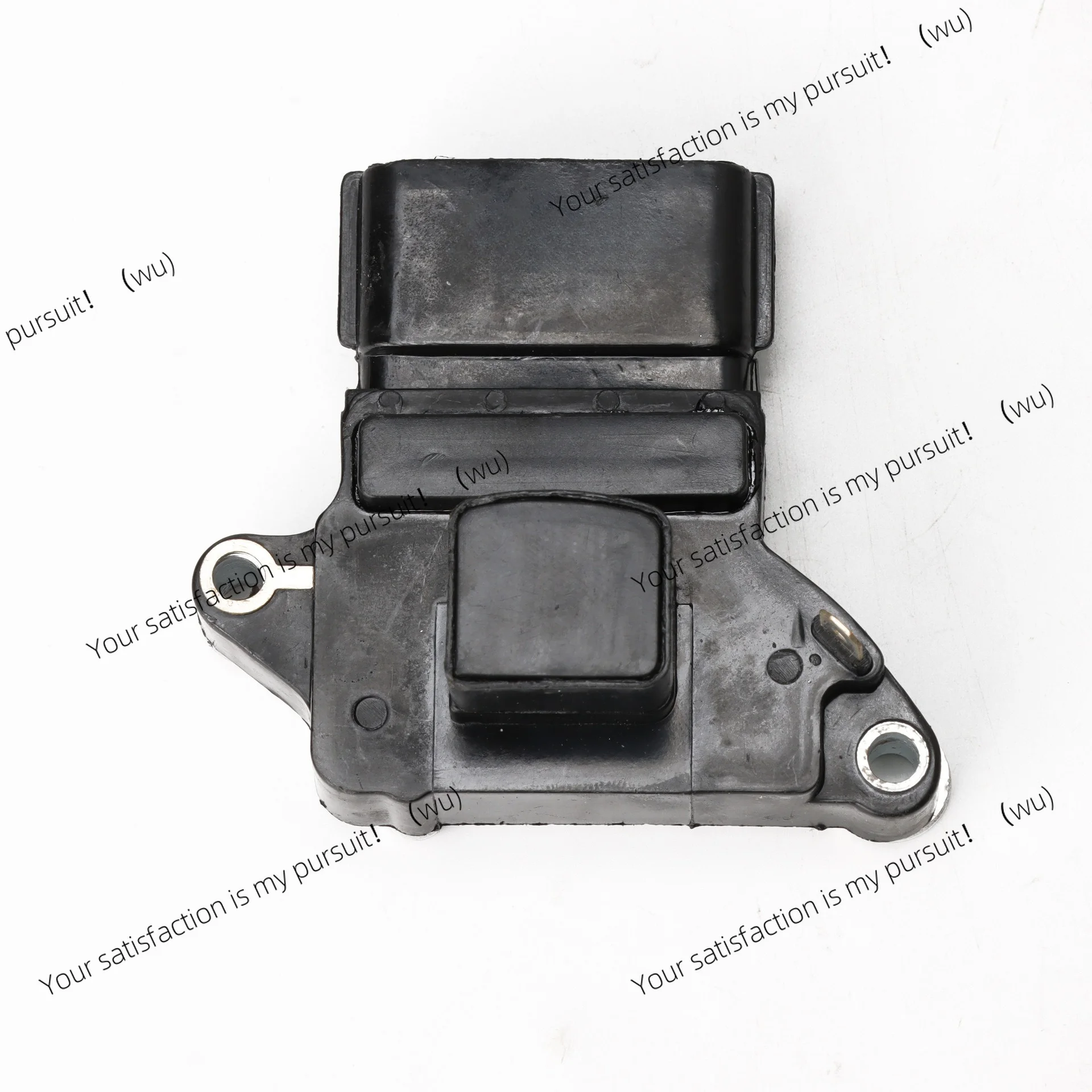 Suitable for Nissan Pathfinder Paladin 3.3L VG33E RSB-56 Ignition Module