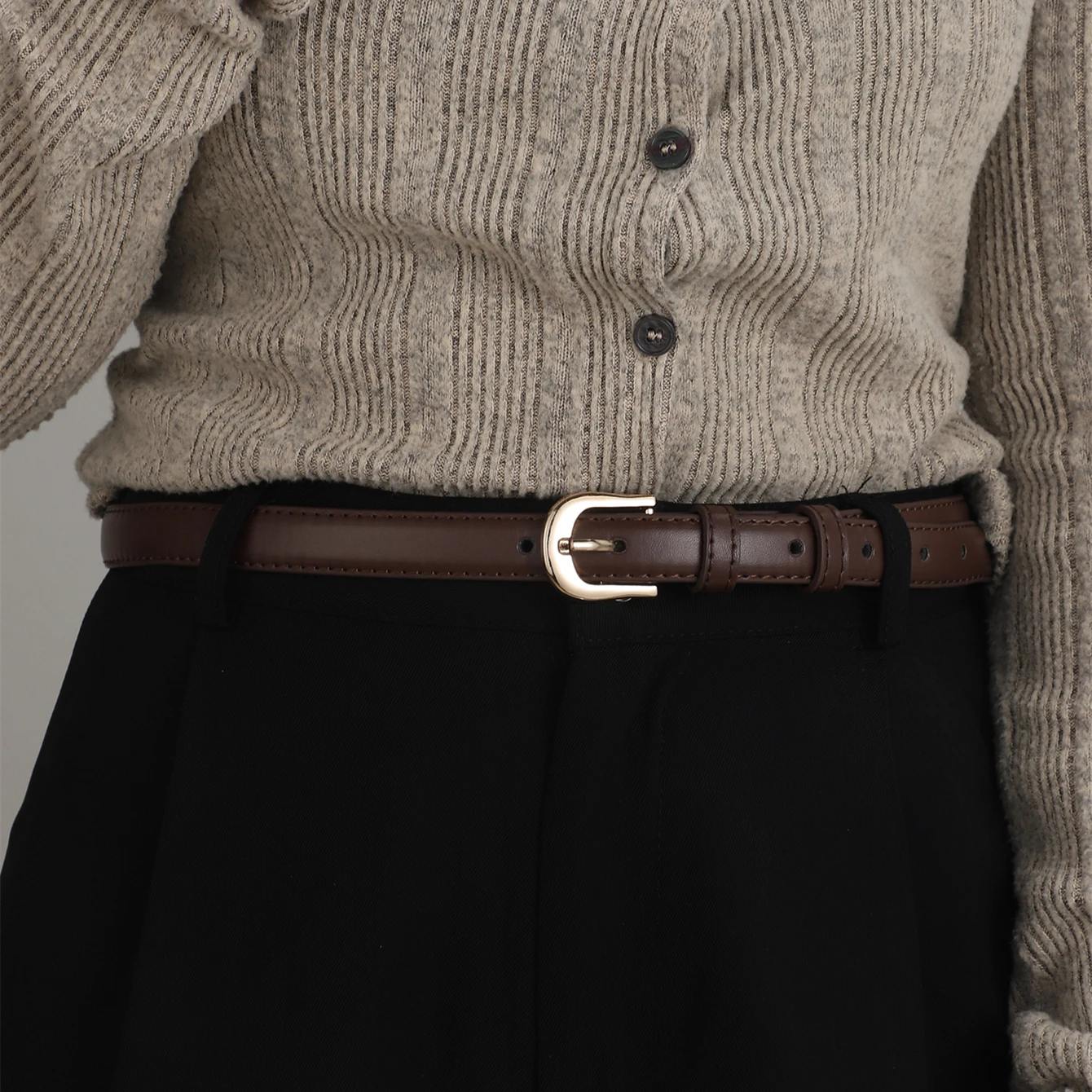 A dress ladies brown pin buckle belt fashion casual tie-in thin belt with dress casual belt for daily commuting