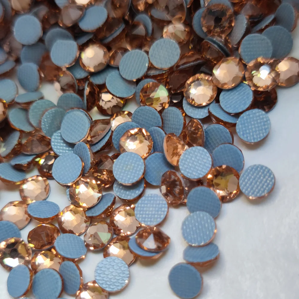 2088HF Xirius Hotfix Strasssteine in AB-Farben zum Aufbügeln auf Kleidung, Kristalle, Strass, Näharbeiten, DIY-Diamanten für Bekleidung und Handarbeiten – Detail 9