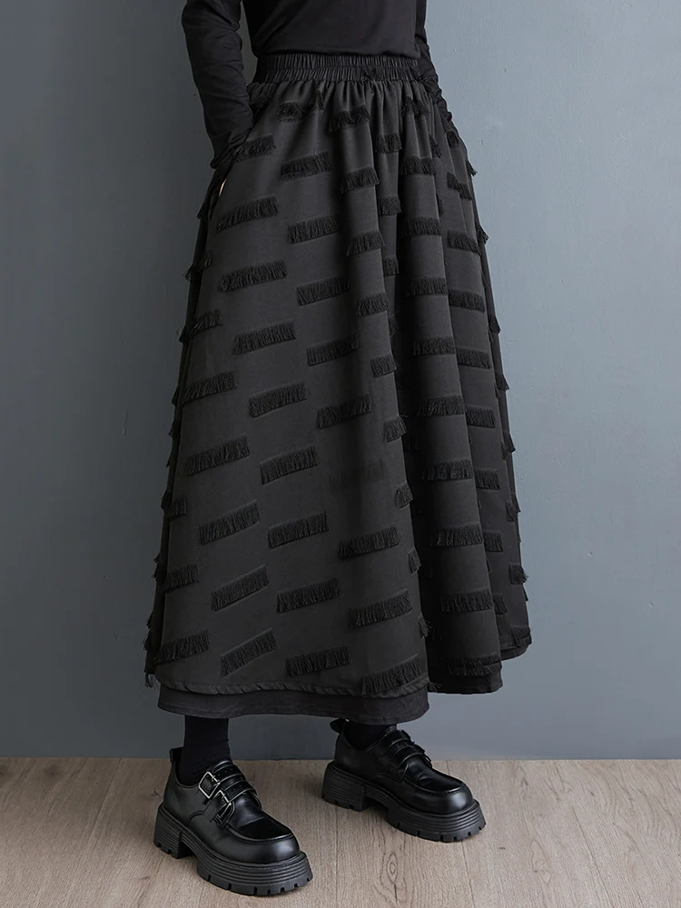 2024 Frühling Herbst neue schwarze Vintage gestreifte hohe elastische Taille Rock Frauen lose lässige Midi Röcke Mode elegante Kleidung