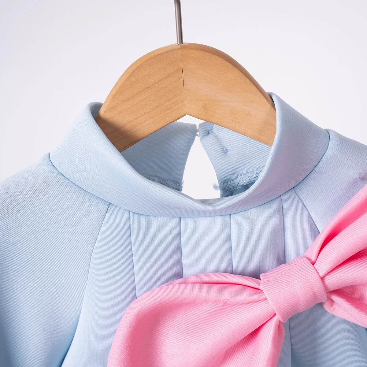 Autumn Baby Girls Dress Solid Color Casual Round Neck Long Sleeve Dress Bowknot Decoration Basic Simple Suitable for Daily Wear