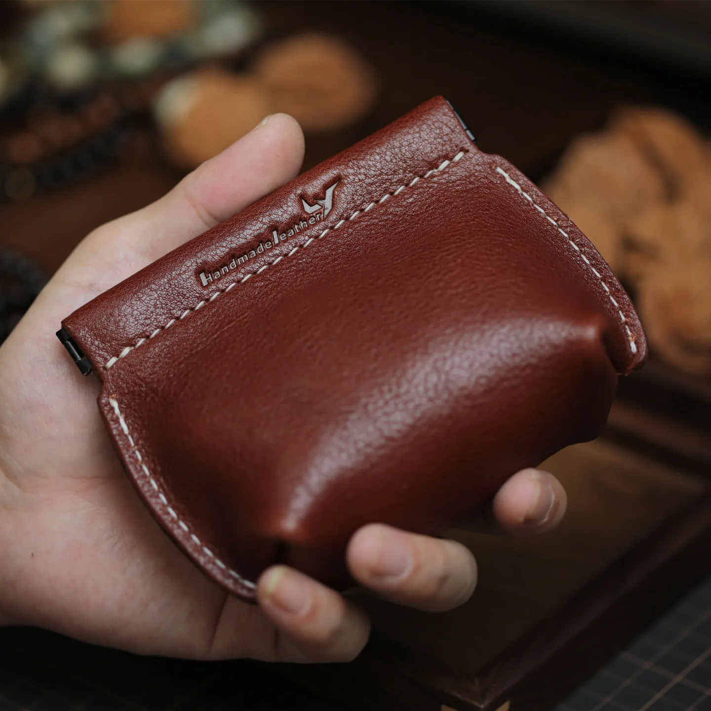 High-End Automatic Spring-Closed Leather Coin Purse Luxury Tannery Cowhide Snuff Box Playing Card Case Chinese Cultural Goods