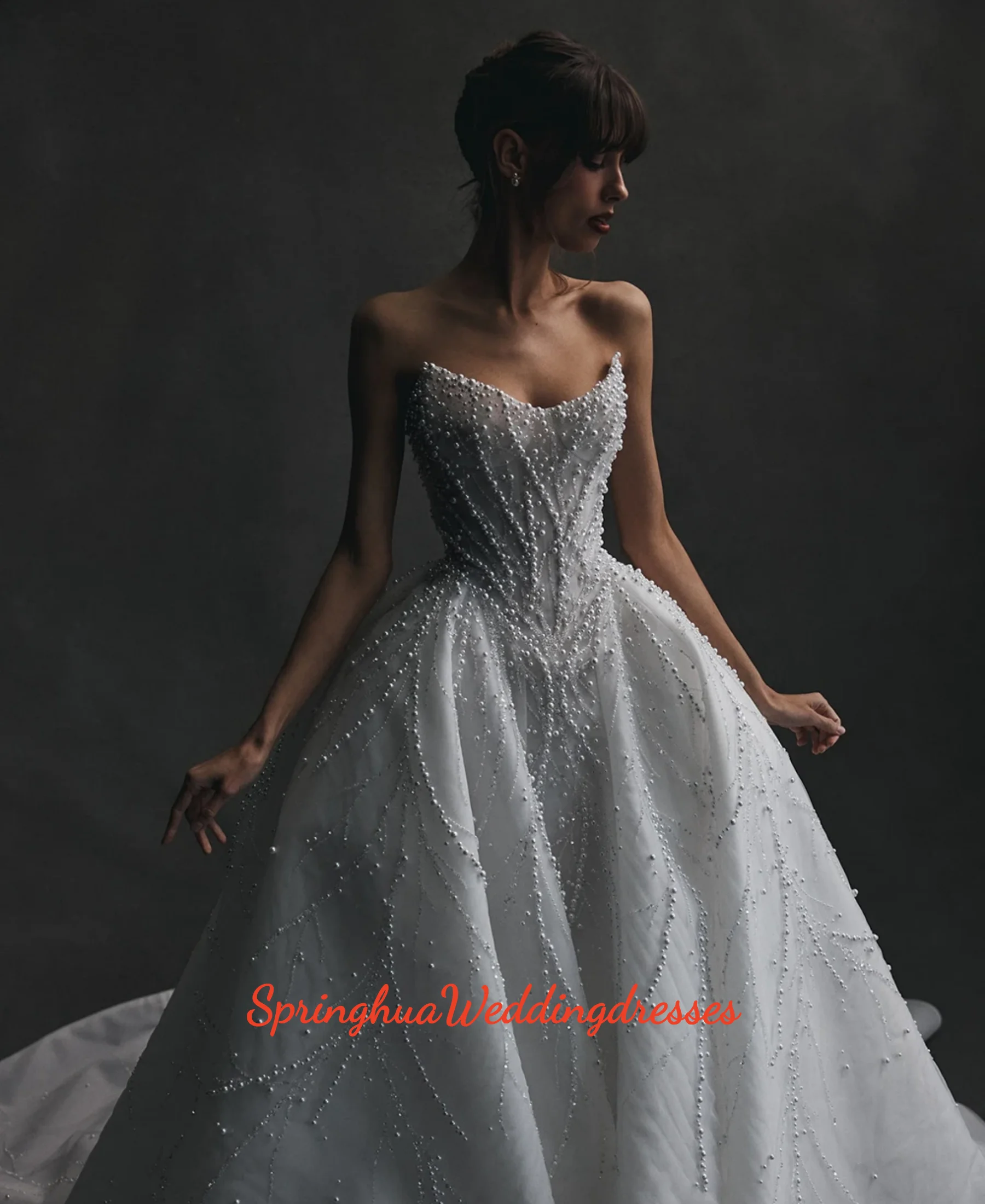 

Customized Elegant Wedding Dress For Women Strapless Sleeveless Bridal Gown Pearls Sequins Sweep Train Dresses Vestidos De Novia
