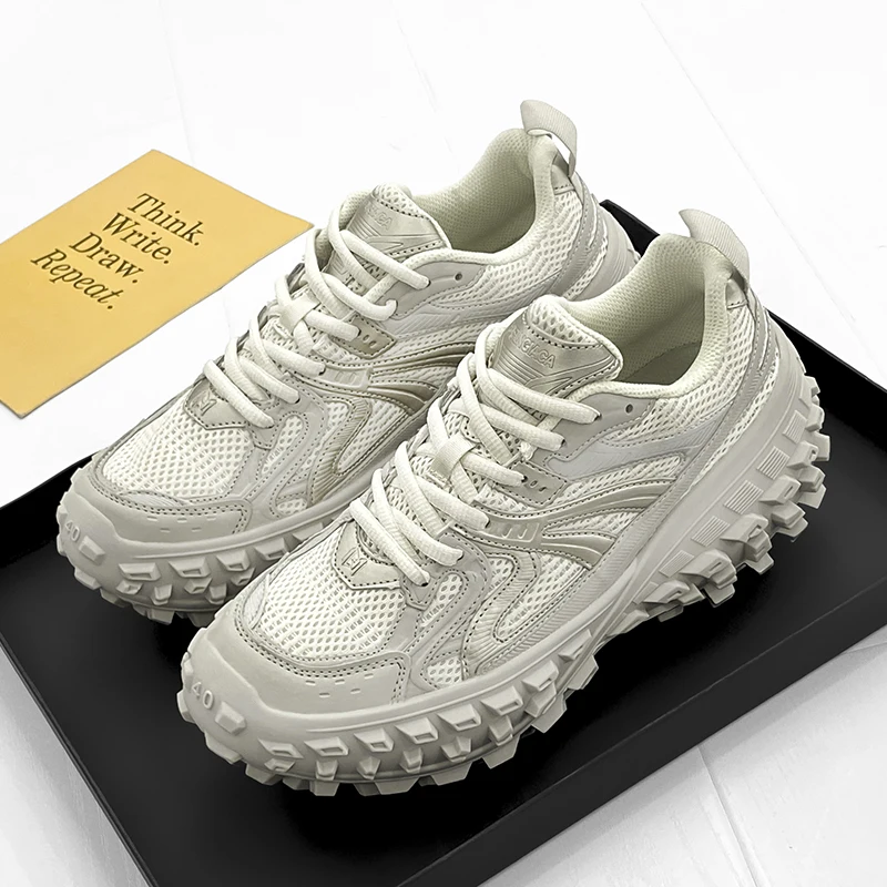 Summer Hot Outdoor Walking Shoes Hiking Mountaineering Slip Resistant Casual Waterproof Shoes Breathable Hiking Shoes