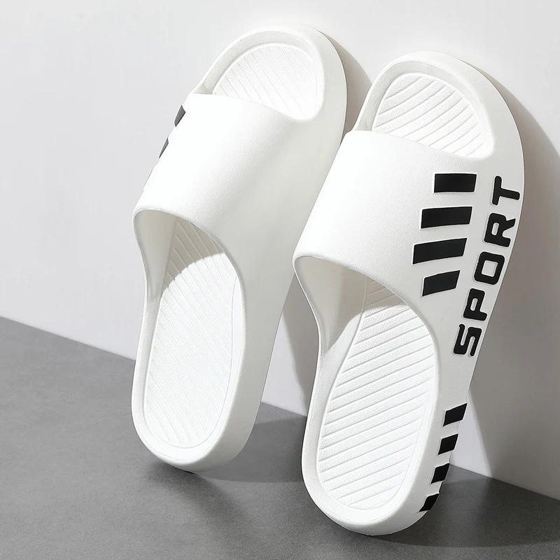 Summer Fashion Slippers For Men Indoor Outdoor Sandals Beach Flip Flop Thick Sole Male Slides Summer Non-Slip Men Shower Slipper
