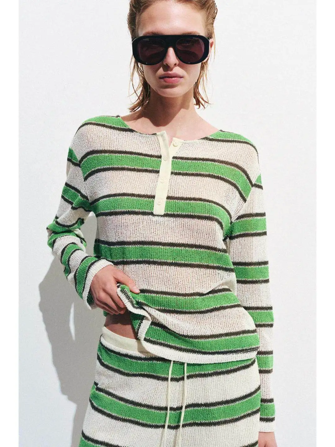 Summer Vacation Striped Slim Fit Straight Leg T-Shirt And Shorts Set Women's Fashion Polyester Fiber Long Sleeve Crew Neck