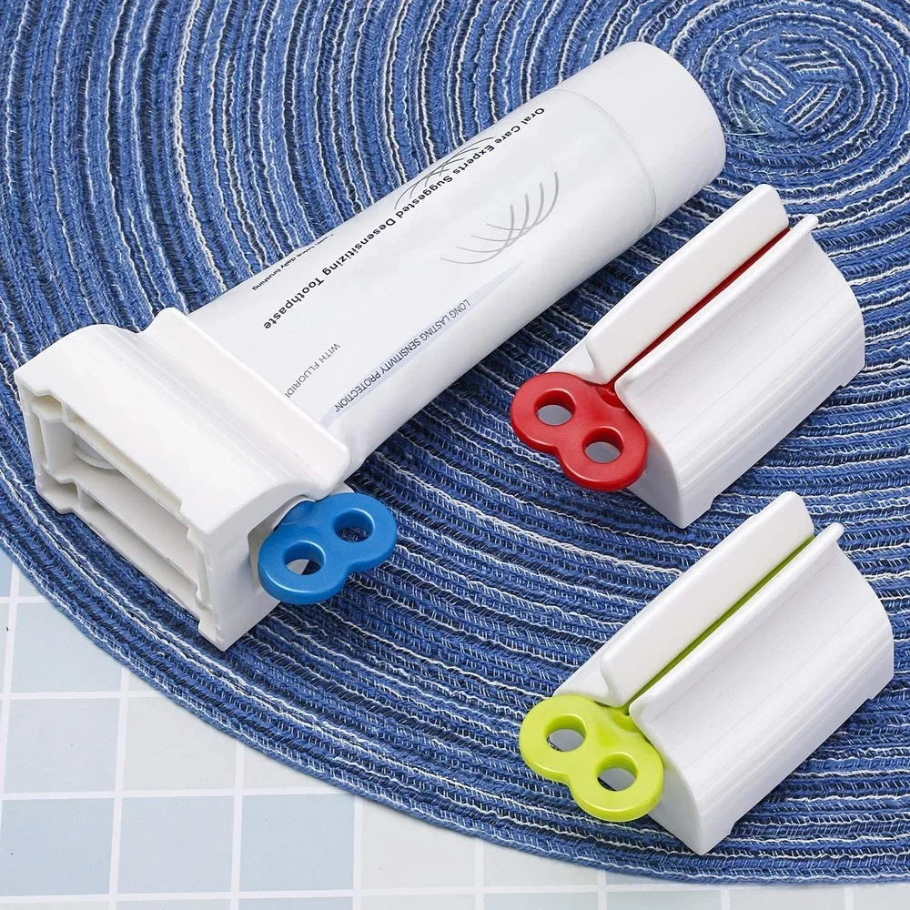 3Pieces Rolling Tube Toothpaste Squeezer Toothpaste Seat Holder Stand Rotate Toothpaste Dispenser for Bathroom (Mix Color)