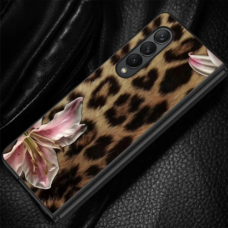 Leopard Texture Creative Flowers Illustration Case for Samsung Galaxy Z Fold 8 Ultra ZFold7 ZFold5 ZFold4 ZFold6 ZFold3 Z Fold 7