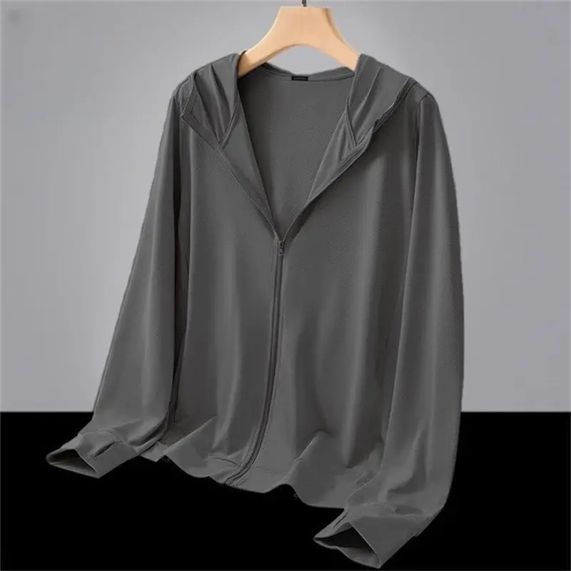 

Lightweight Ice Silk Mesh Men's Summer Casual Loose Fit Breathable Sun Protection Hoodie Ultra Violet Protection Outdoor Jacket