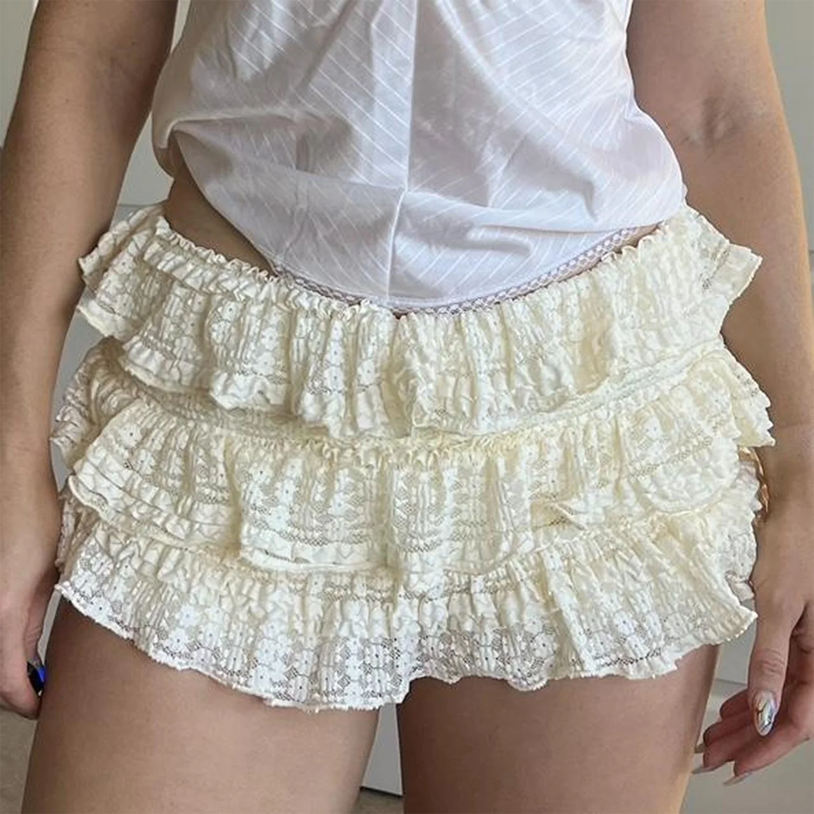 Combhasaki feminino y2k bonito kawaii rendas babados em camadas elásticas cintura baixa shorts verão estético magro loungewear bottoms