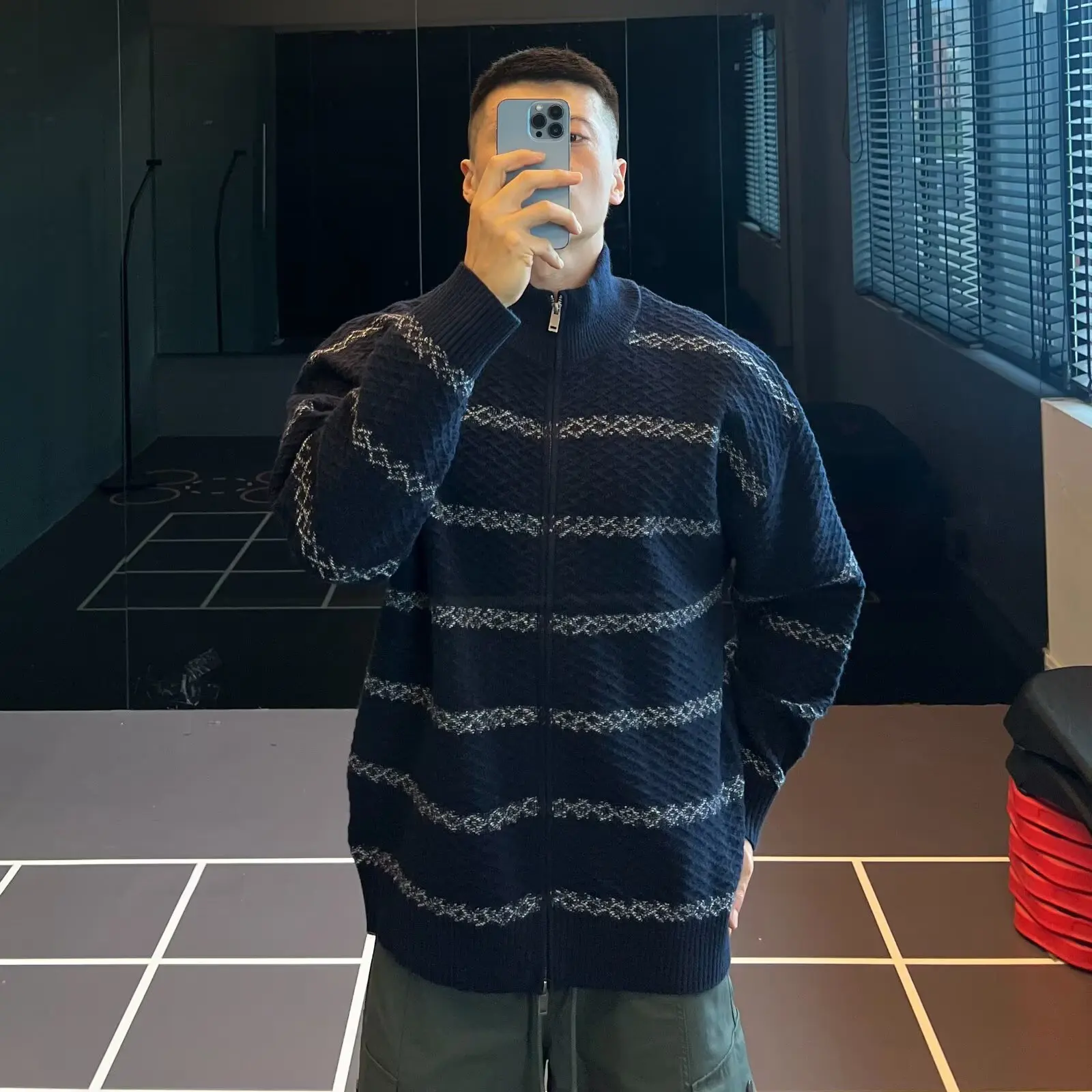 

Blue Striped Knitted Sweater Men's Sle Autumn Korean Faion Loose Fit Collarl Cardigan Casual Simple Polyester Fiber