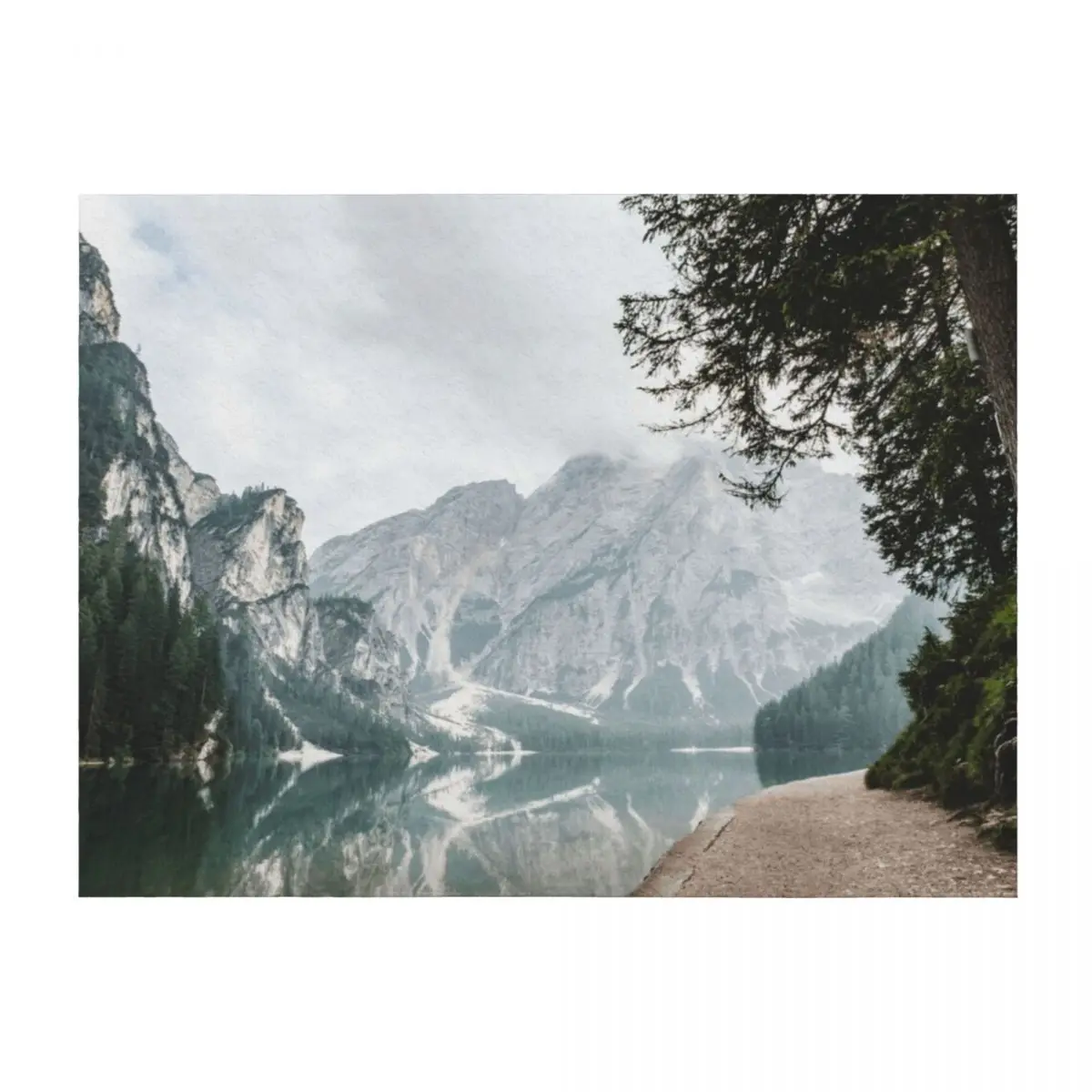 

Live the Adventure - Lago Di Braies IX Throw Blanket Thin Soft Big Fashion Sofas Designers Blankets