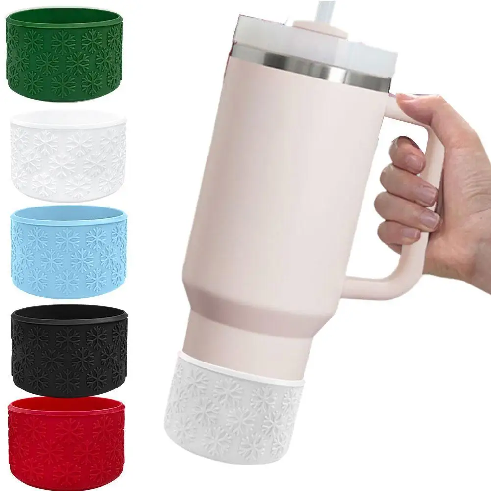 Snowlflake Textured Silicone Tumbler Boot Unique Christmas Gift For Tumbler Accessories Anti Slip Silicone Bottle Sleeve