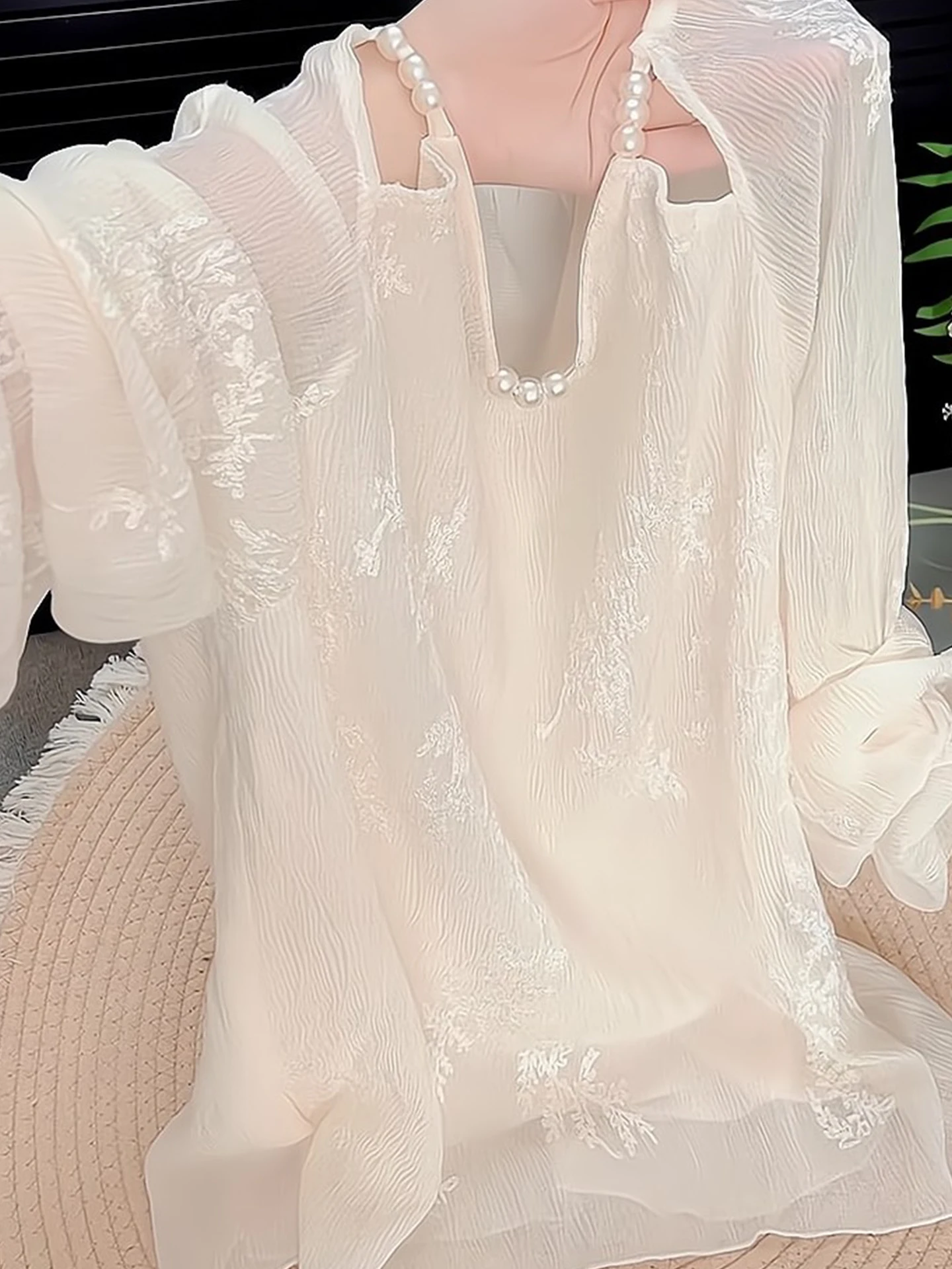 

Ele Embroidered Hollow out Long Sve Hoodie Set for Women Spring Faionable Luxury Feel Brand Unbranded Single Piece