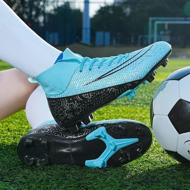 

2025Men Football Boots Adult Ultralight Non-Slip Comfortable Futsal Cleats Soccer Shoes Training Ankle Sport Men Football Shoes